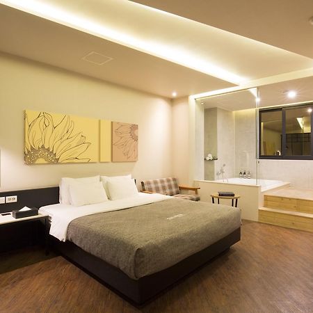 2 Heaven Hotel Seomyeon Μπουσάν Εξωτερικό φωτογραφία