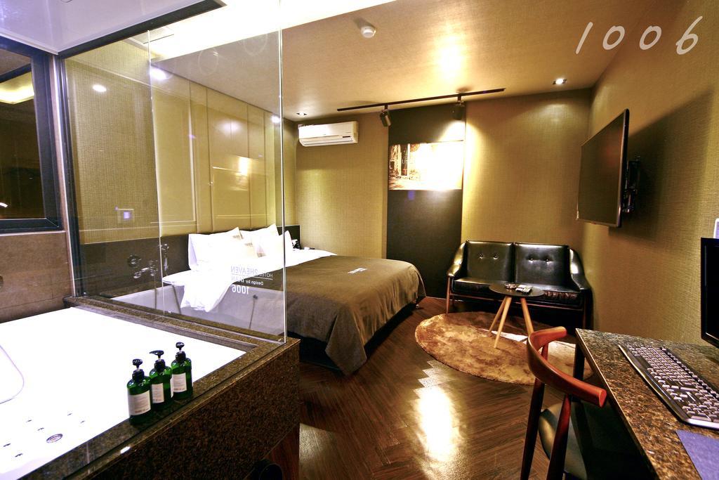2 Heaven Hotel Seomyeon Μπουσάν Εξωτερικό φωτογραφία