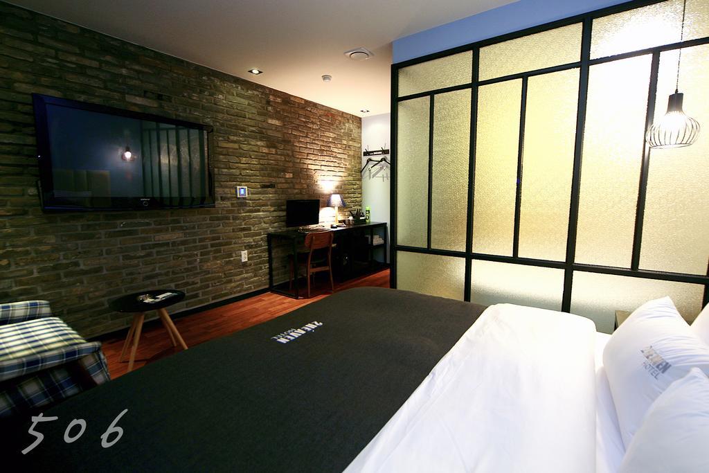 2 Heaven Hotel Seomyeon Μπουσάν Εξωτερικό φωτογραφία