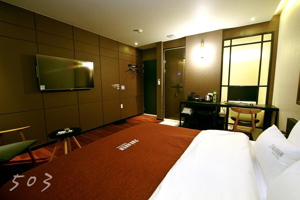 2 Heaven Hotel Seomyeon Μπουσάν Εξωτερικό φωτογραφία