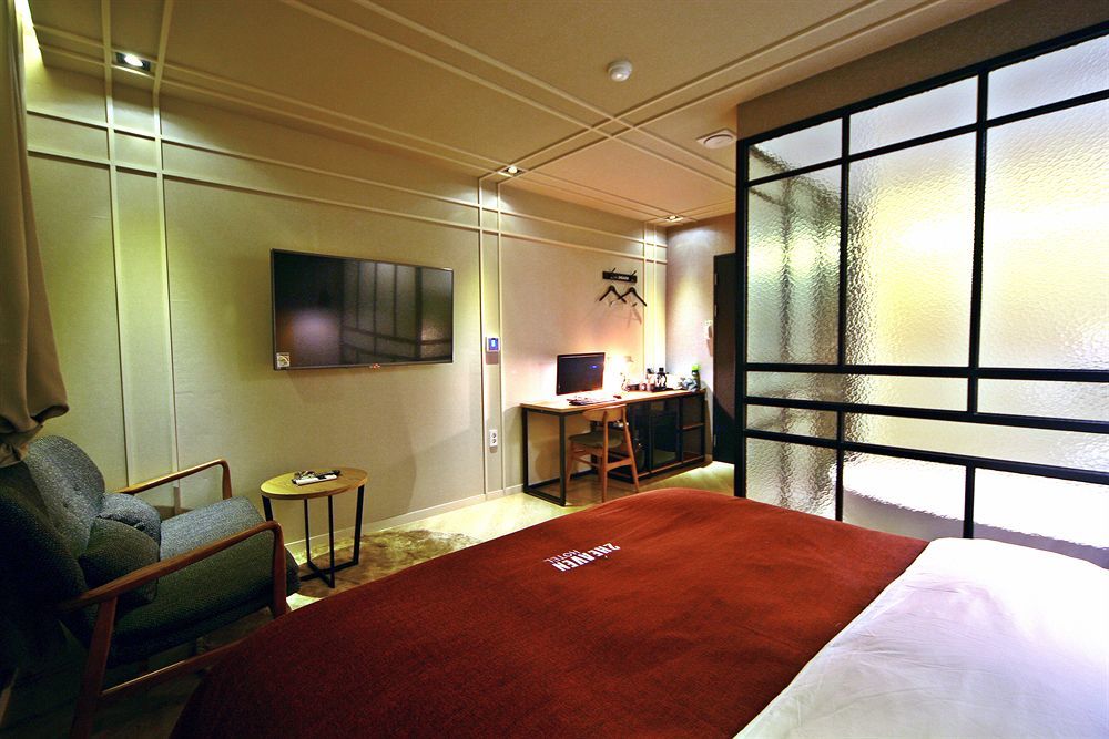 2 Heaven Hotel Seomyeon Μπουσάν Εξωτερικό φωτογραφία